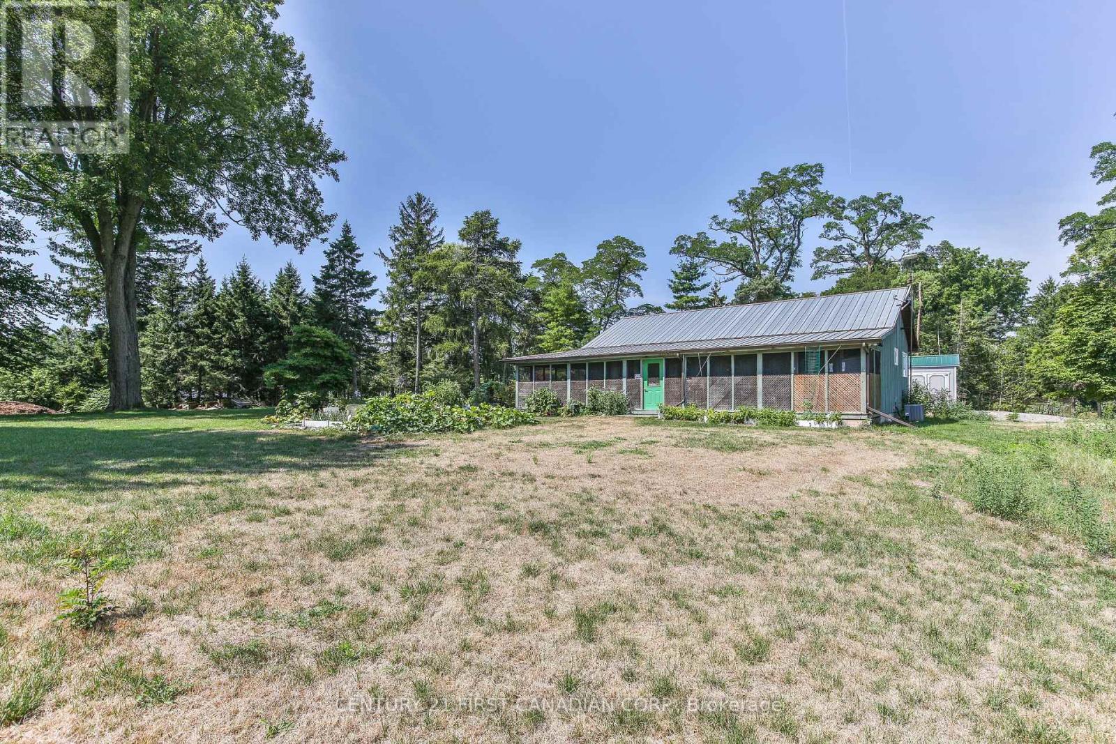 Photo 5 of 171 Lakeshore Road, Norfolk ON