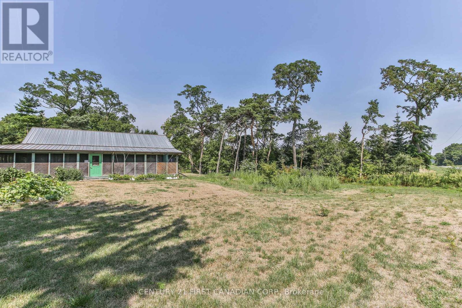 Photo 6 of 171 Lakeshore Road, Norfolk ON
