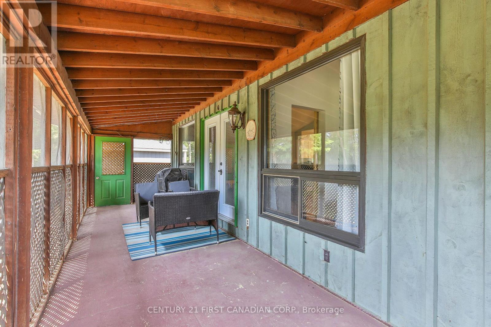 Photo 7 of 171 Lakeshore Road, Norfolk ON
