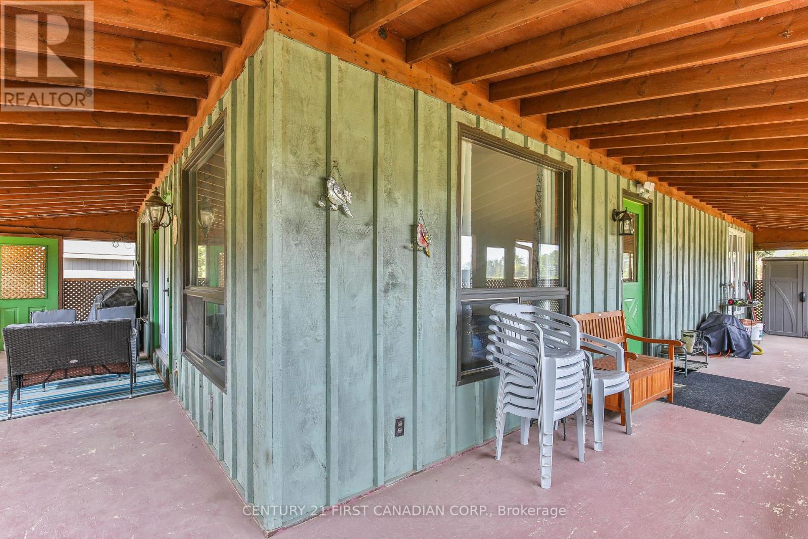 Photo 9 of 171 Lakeshore Road, Norfolk ON