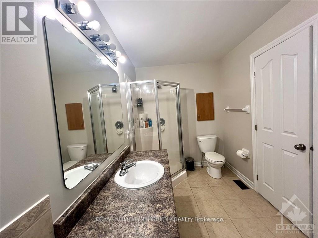 Photo 15 of 533 Remnor Avenue, Ottawa ON