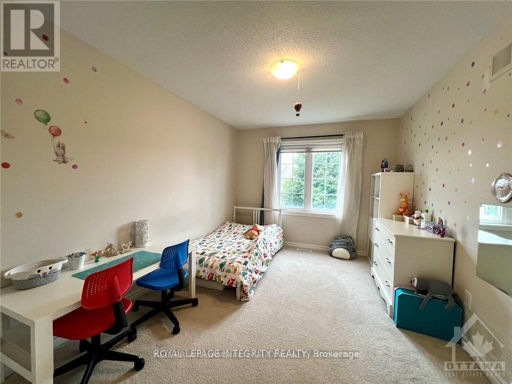 Photo 19 of 533 Remnor Avenue, Ottawa ON