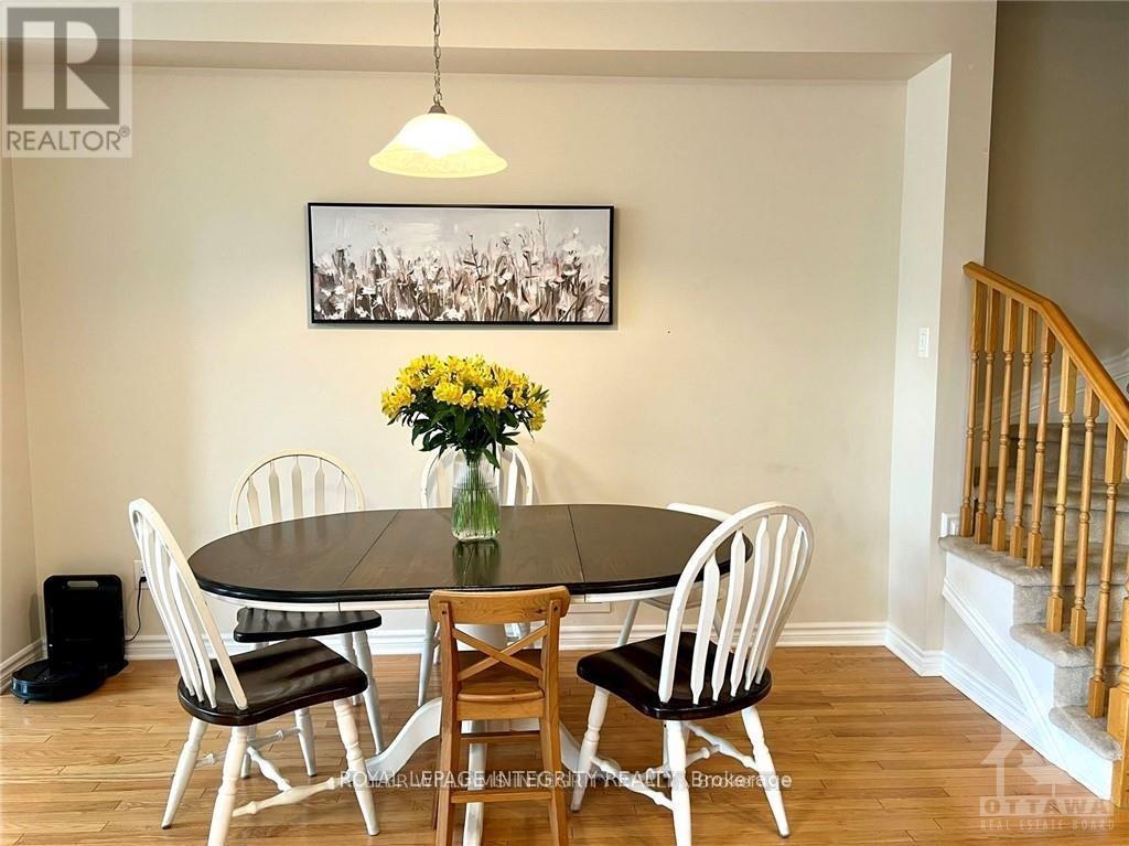 Photo 12 of 533 Remnor Avenue, Ottawa ON