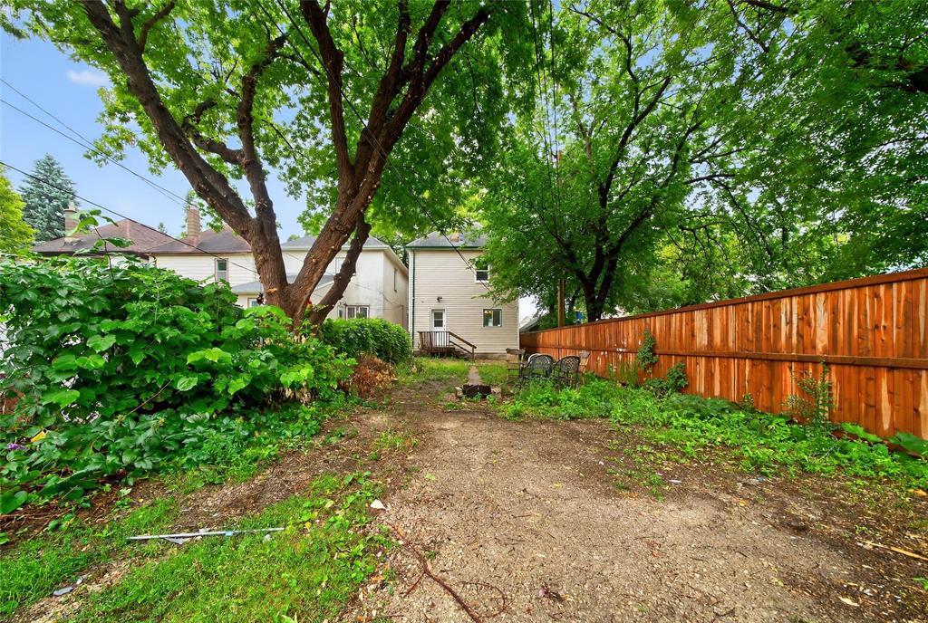 Photo 33 of 585 Anderson Avenue, Winnipeg MB