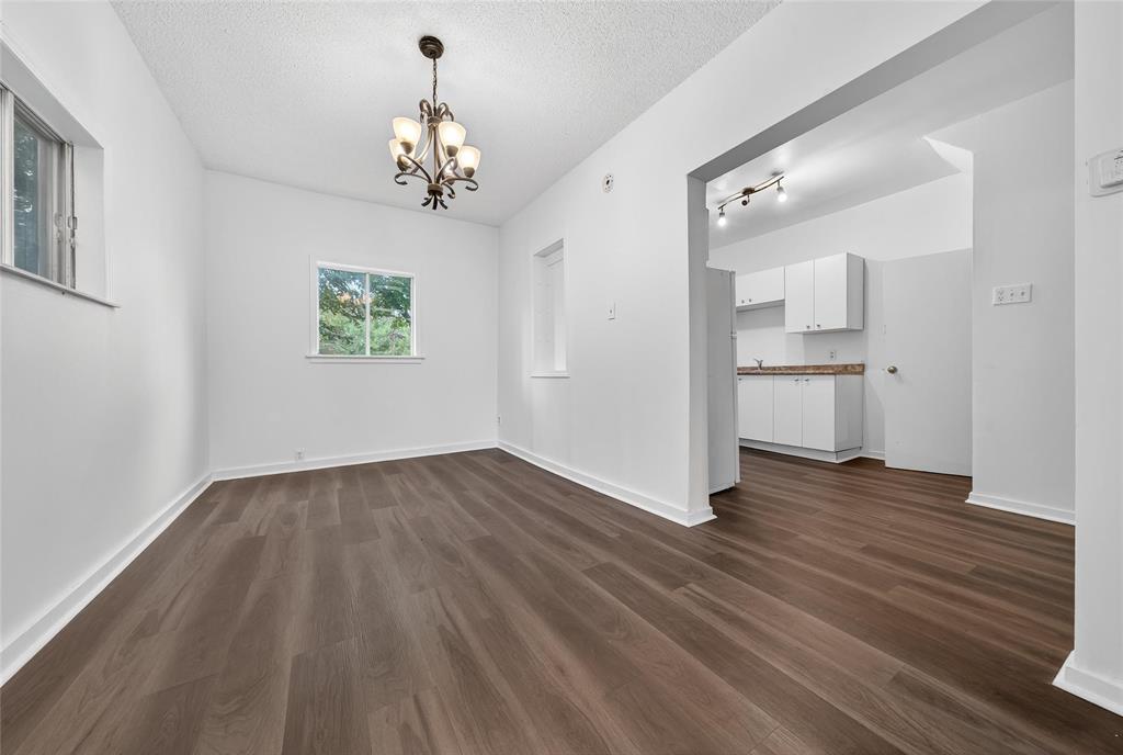 Photo 8 of 585 Anderson Avenue, Winnipeg MB