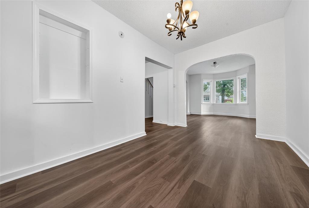 Photo 10 of 585 Anderson Avenue, Winnipeg MB