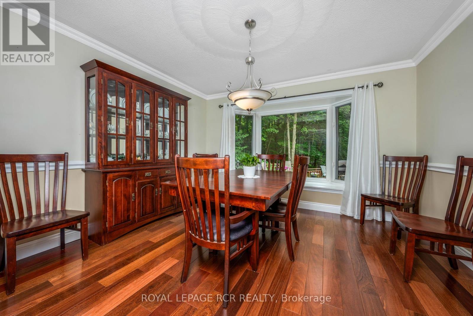 Photo 13 of 832 Boston Mills Road, Caledon ON