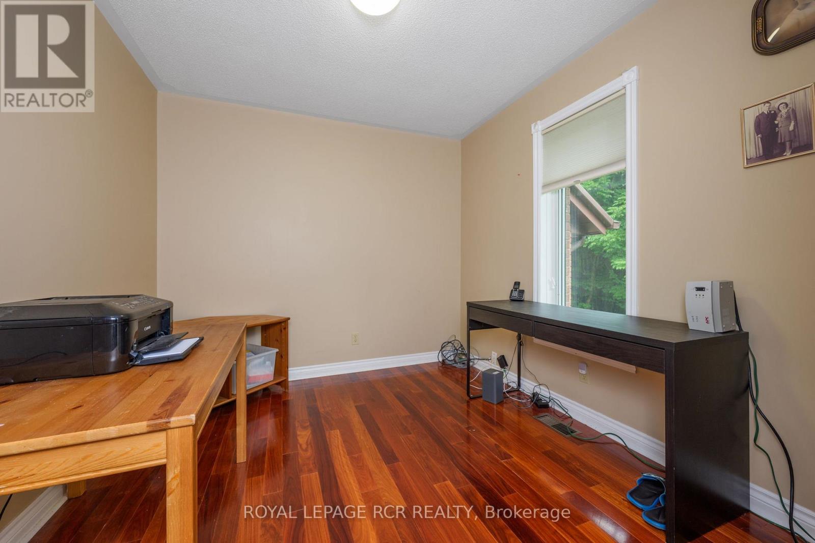 Photo 37 of 832 Boston Mills Road, Caledon ON