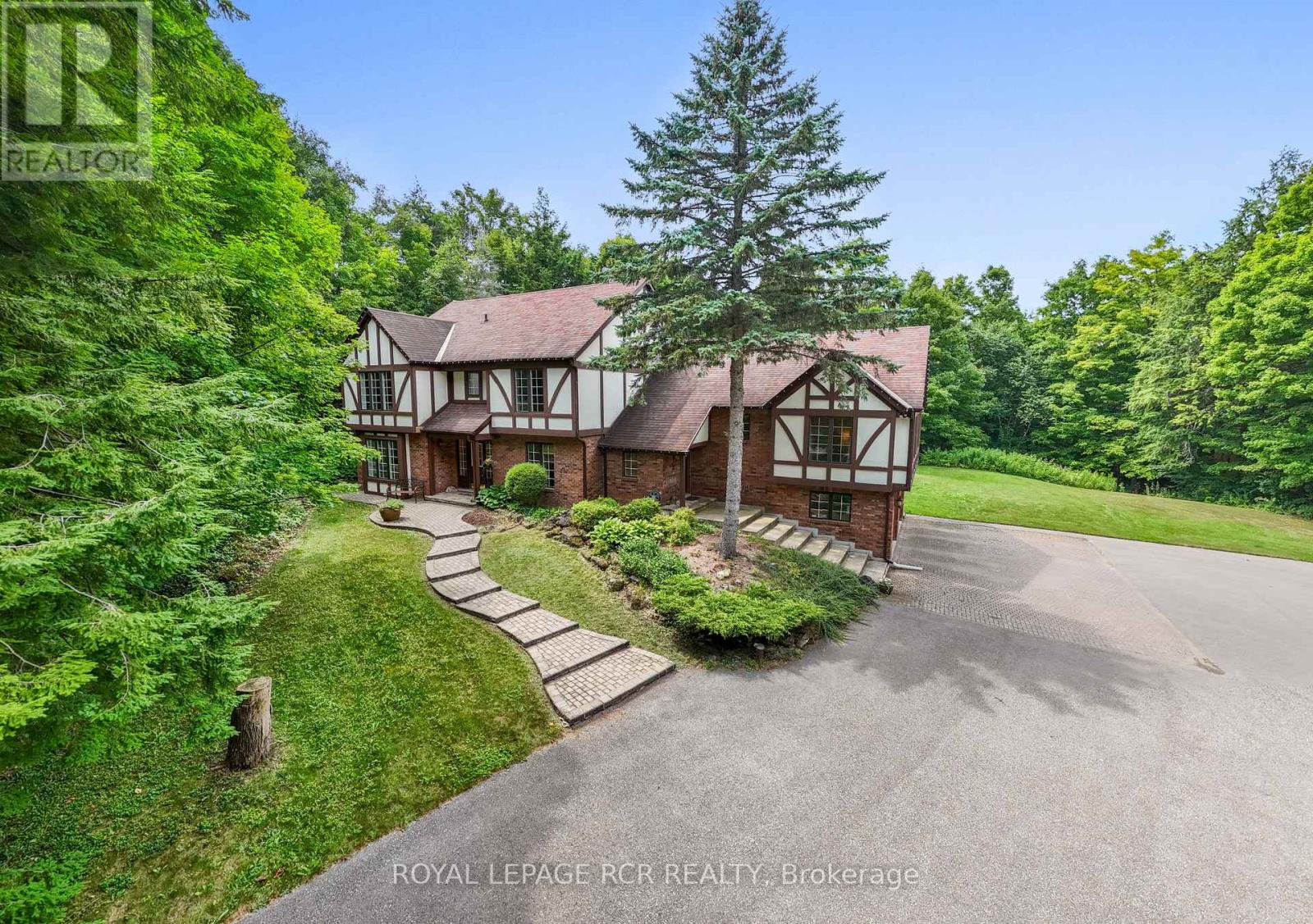 Photo 45 of 832 Boston Mills Road, Caledon ON