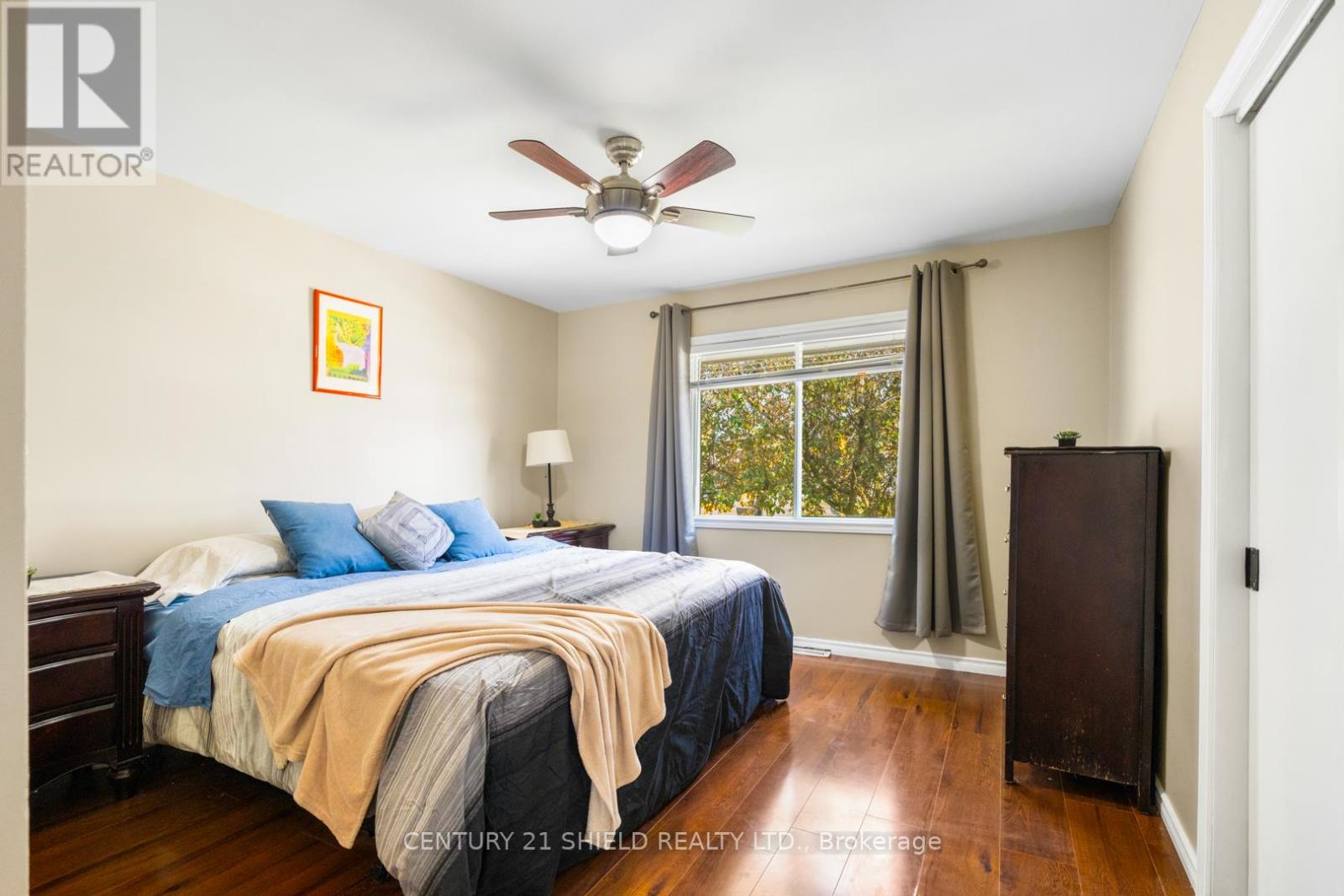 Photo 2 of 119 Anthony Street, Cornwall ON