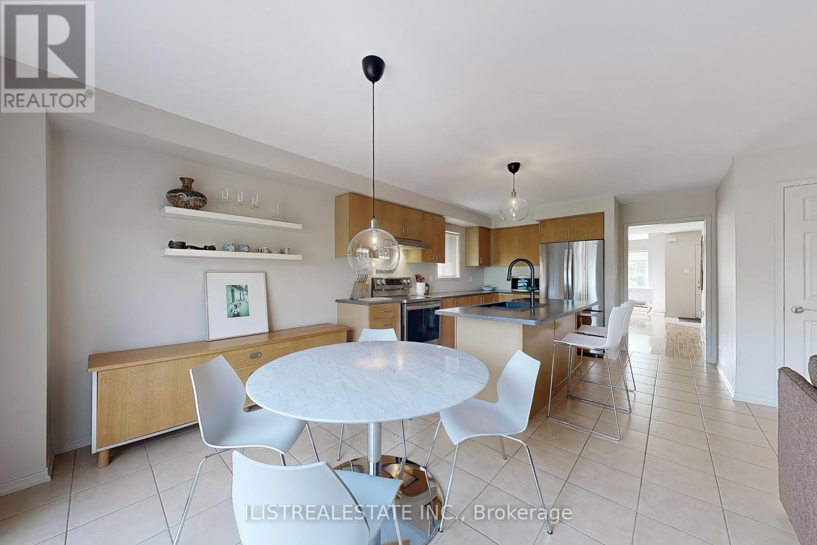 Photo 15 of 50 Moynahan Crescent, Ajax ON