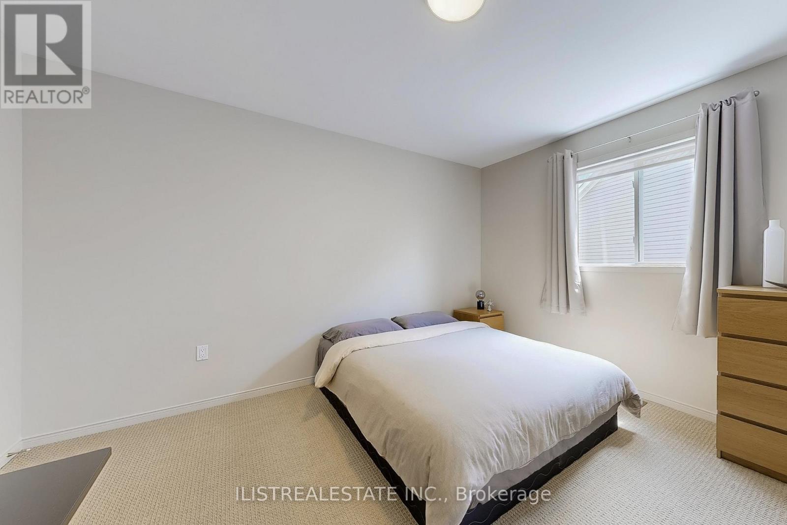 Photo 29 of 50 Moynahan Crescent, Ajax ON