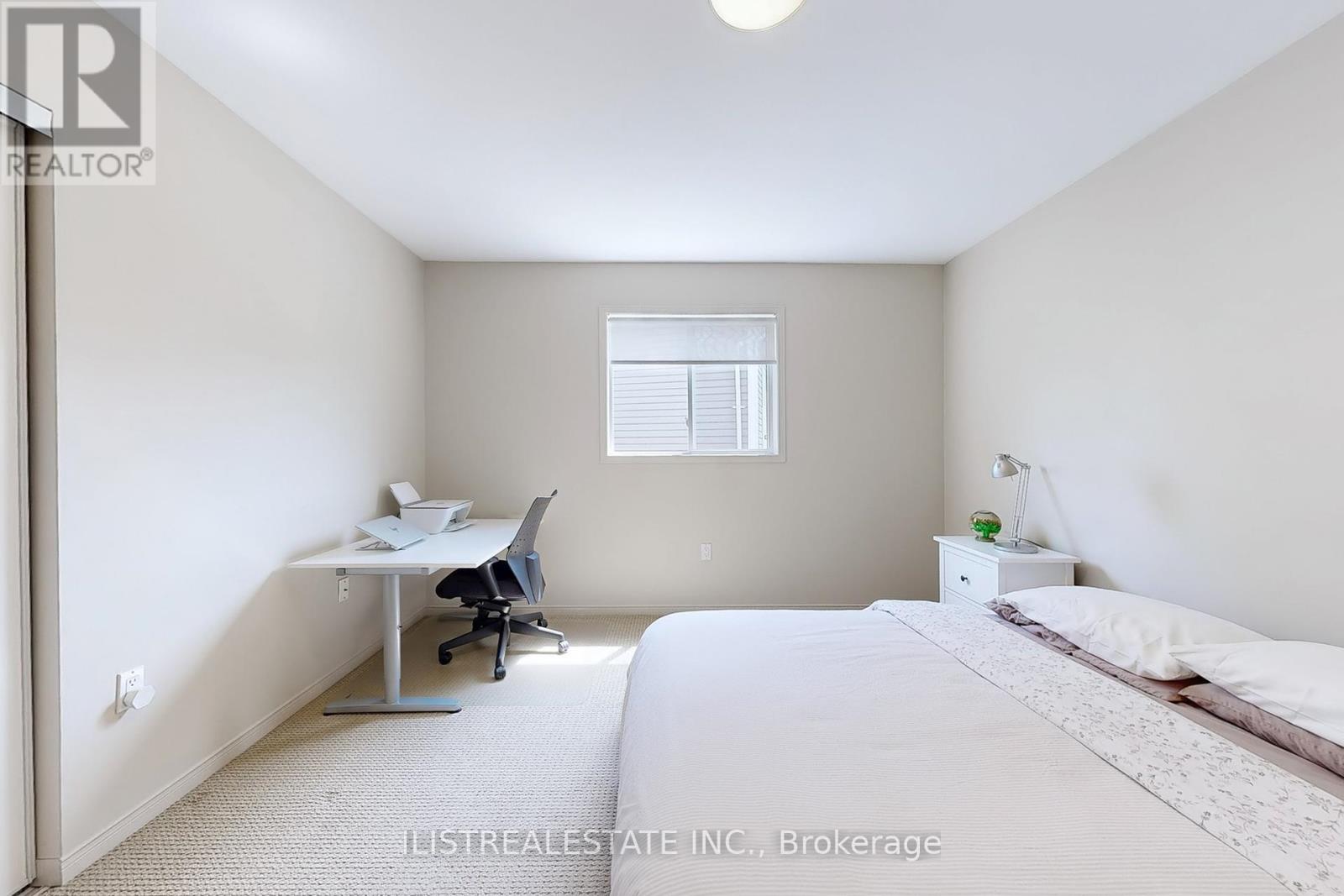 Photo 33 of 50 Moynahan Crescent, Ajax ON
