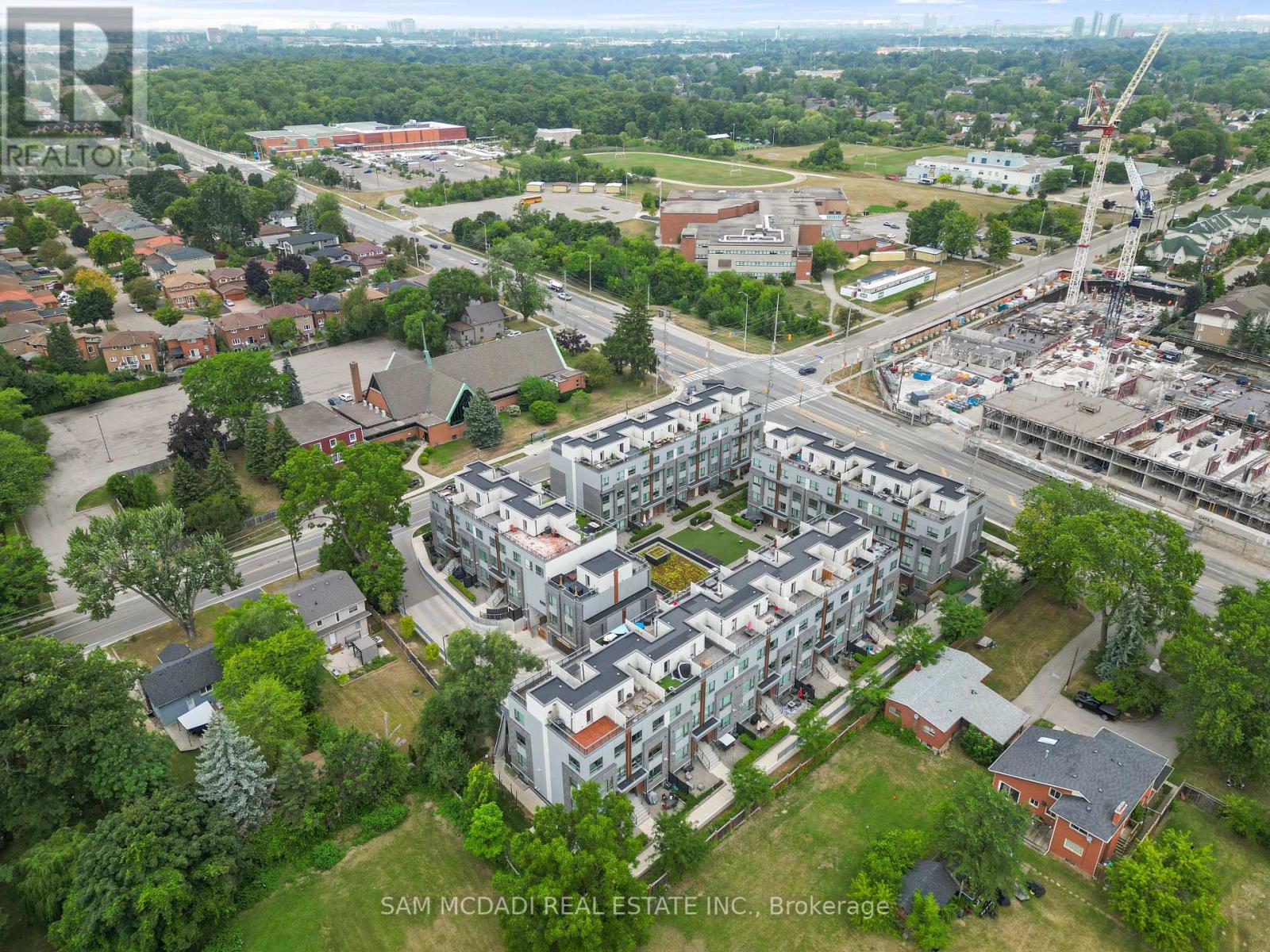 Photo 30 of 39 650 Atwater Avenue, Mississauga ON