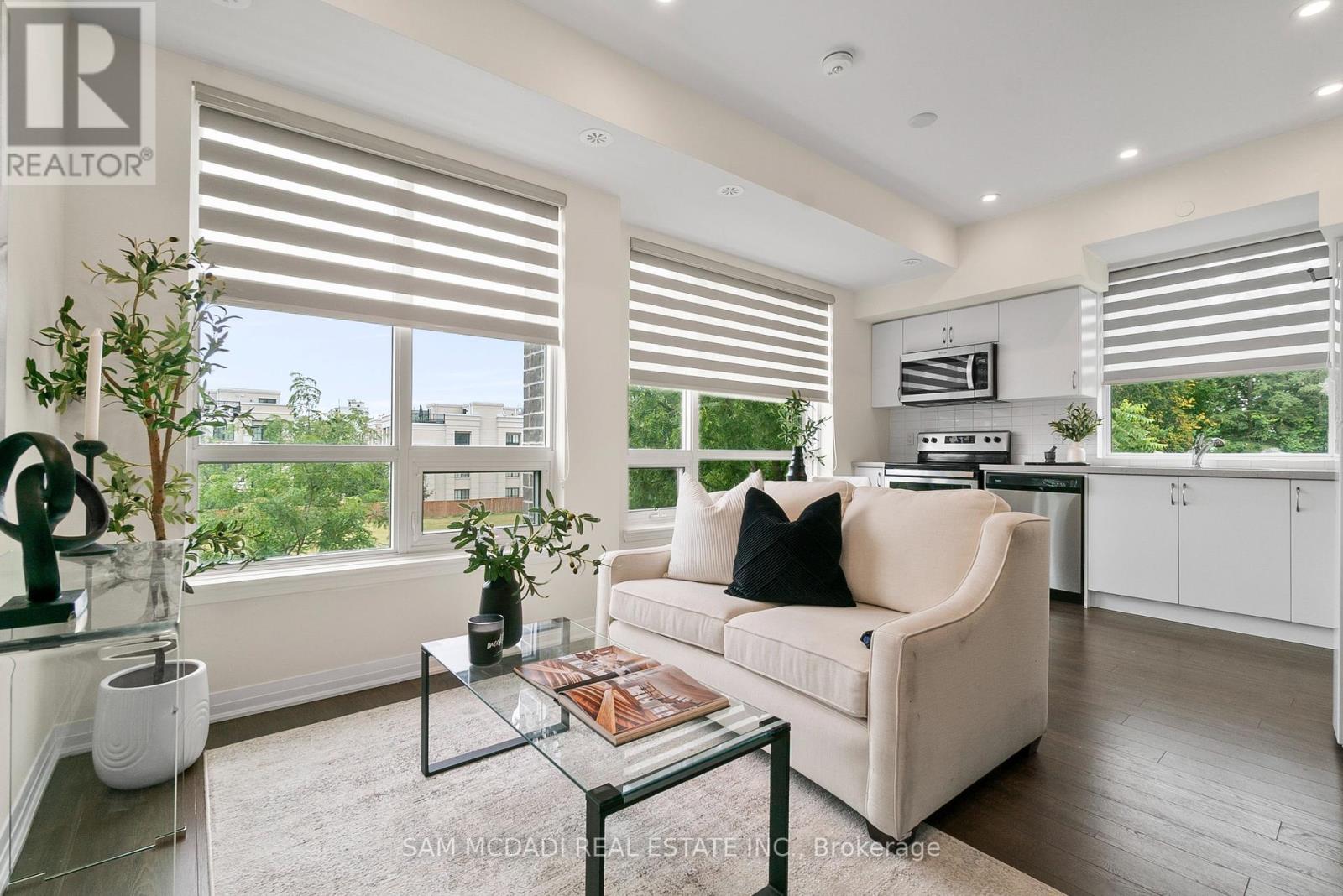Photo 32 of 39 650 Atwater Avenue, Mississauga ON