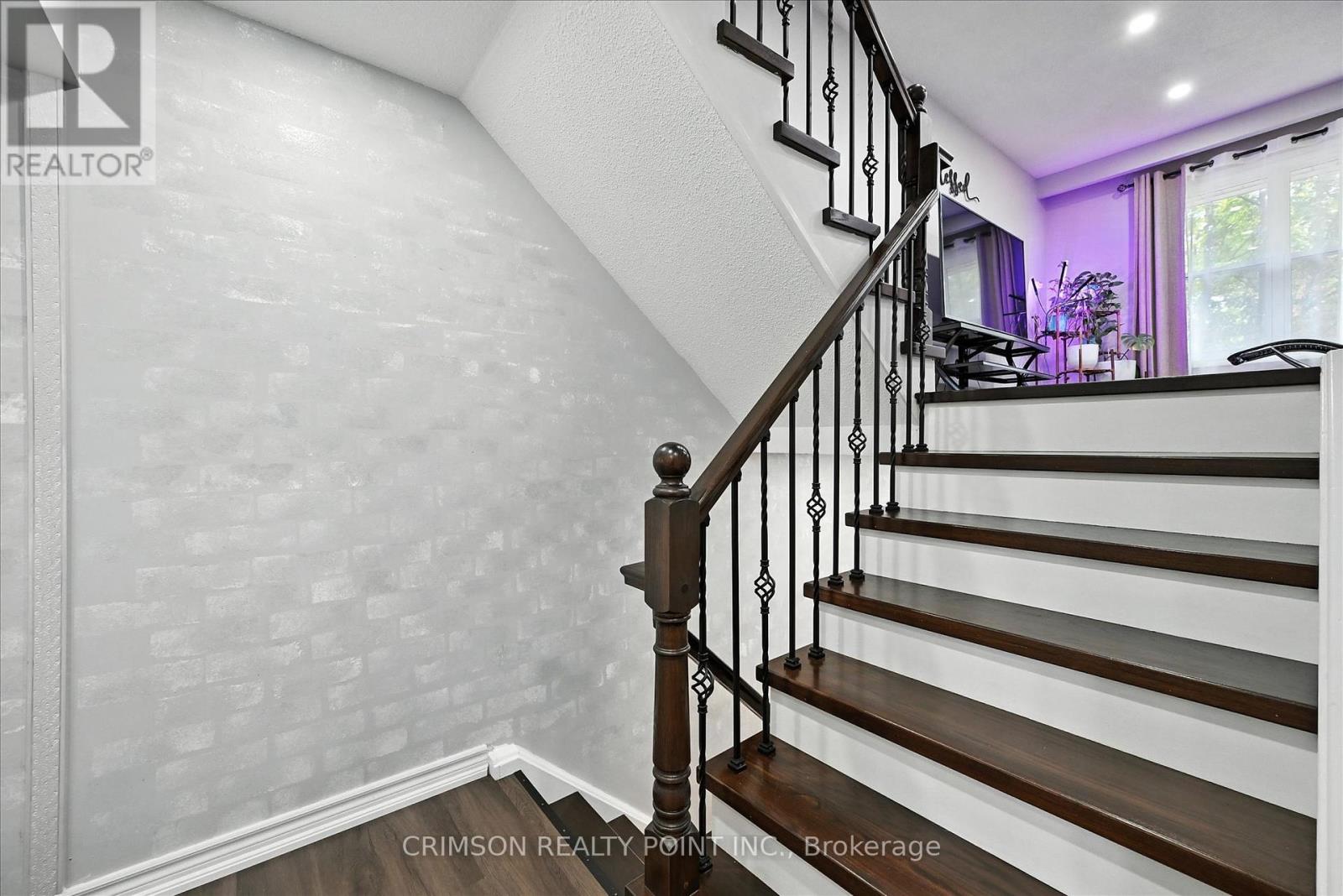 Photo 26 of 37 235 Bronte Street S, Milton ON