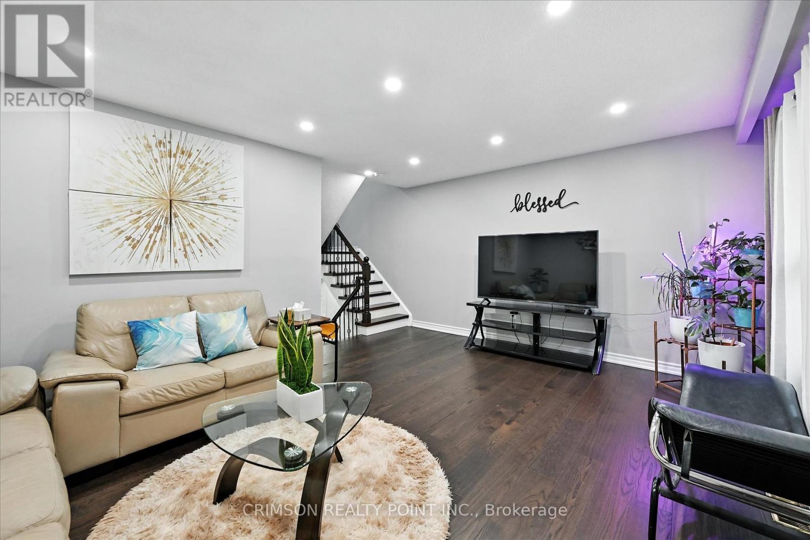 Photo 6 of 37 235 Bronte Street S, Milton ON