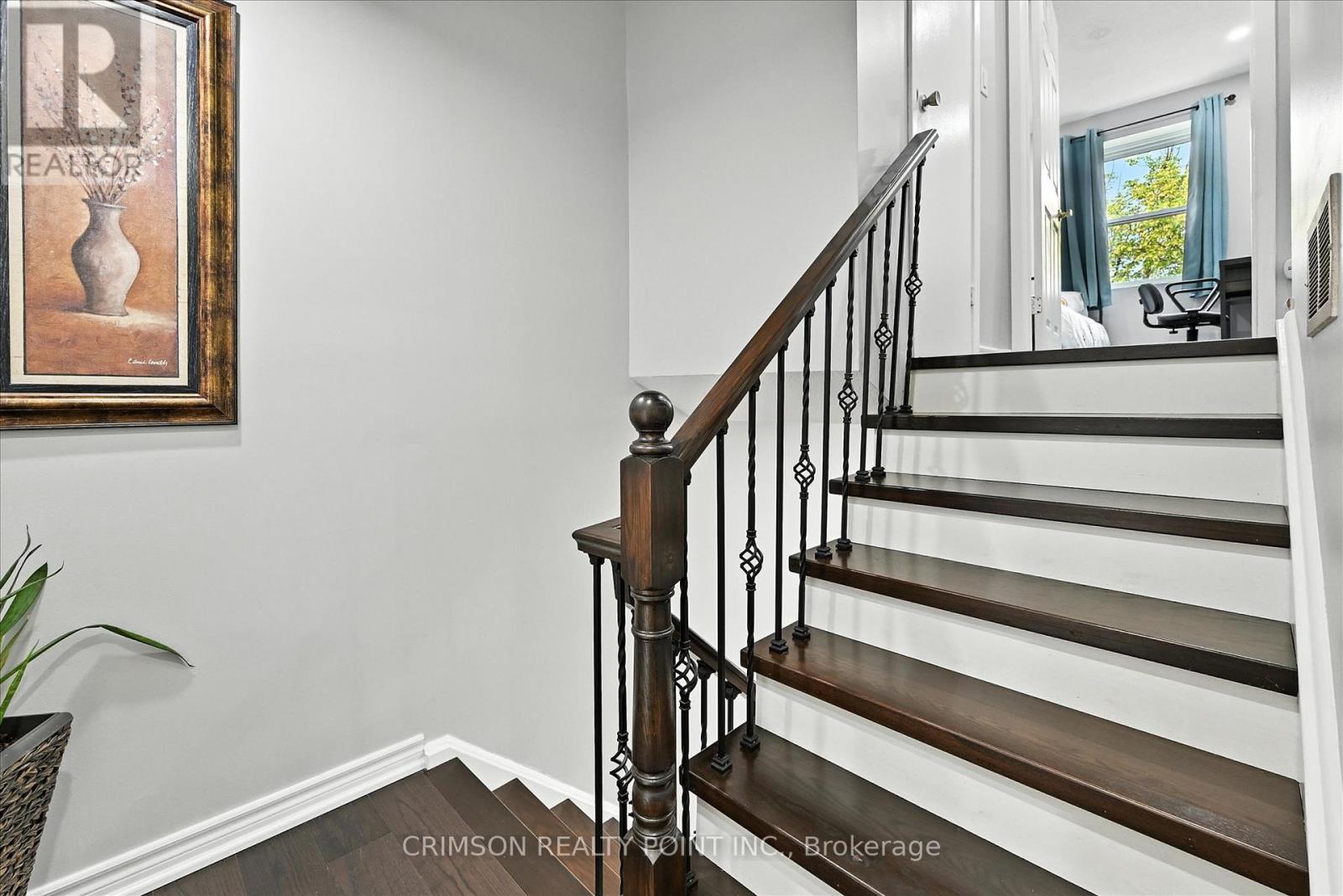 Photo 22 of 37 235 Bronte Street S, Milton ON