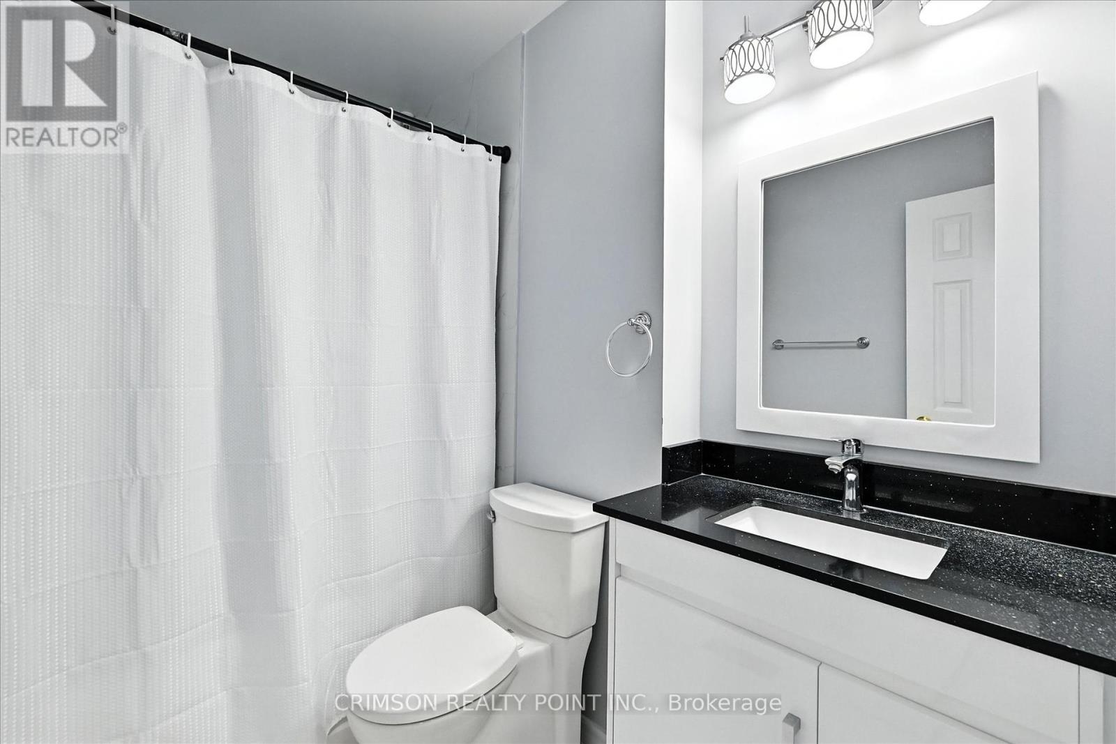Photo 30 of 37 235 Bronte Street S, Milton ON