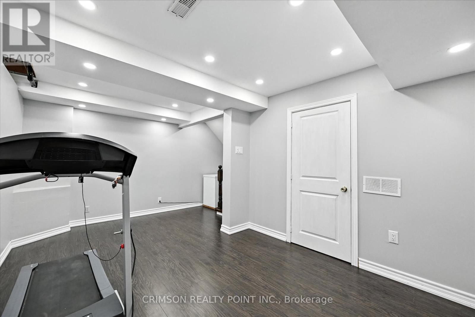 Photo 36 of 37 235 Bronte Street S, Milton ON