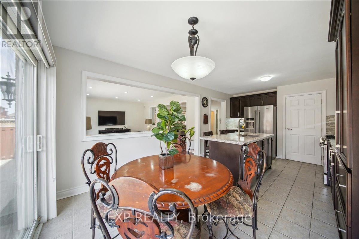 Photo 38 of 18 Raccoon Street, Brampton ON