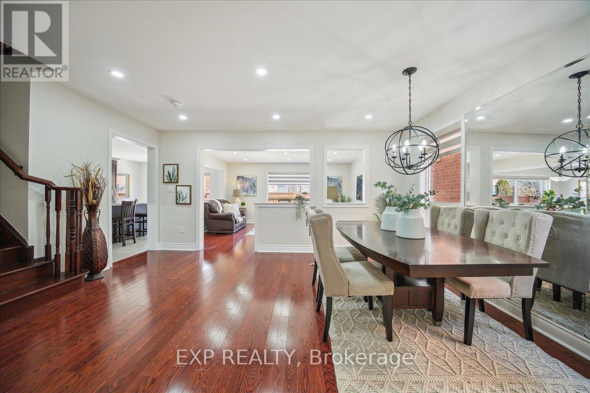 Photo 39 of 18 Raccoon Street, Brampton ON