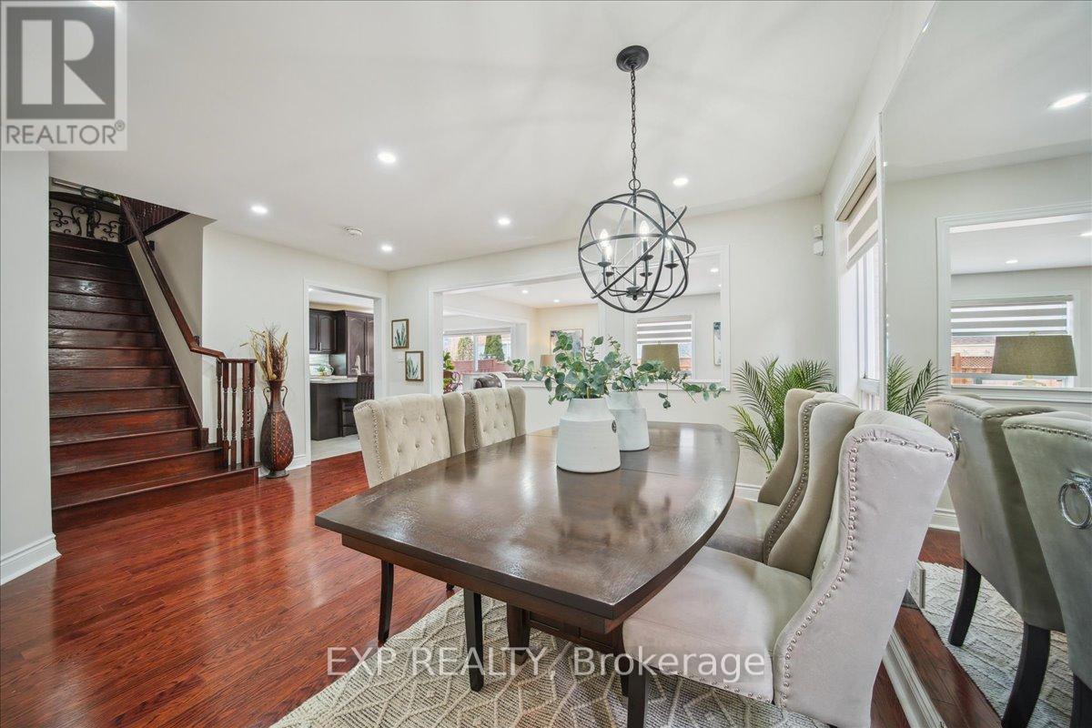 Photo 44 of 18 Raccoon Street, Brampton ON