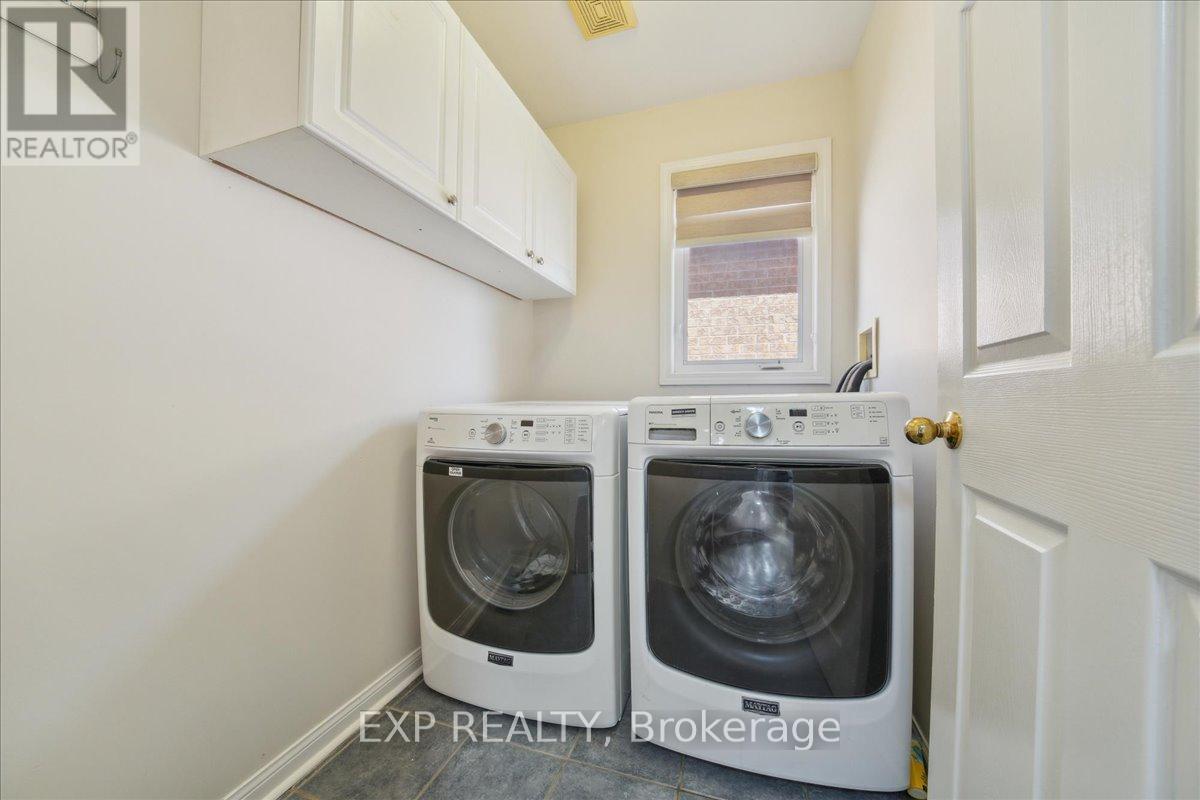 Photo 32 of 18 Raccoon Street, Brampton ON