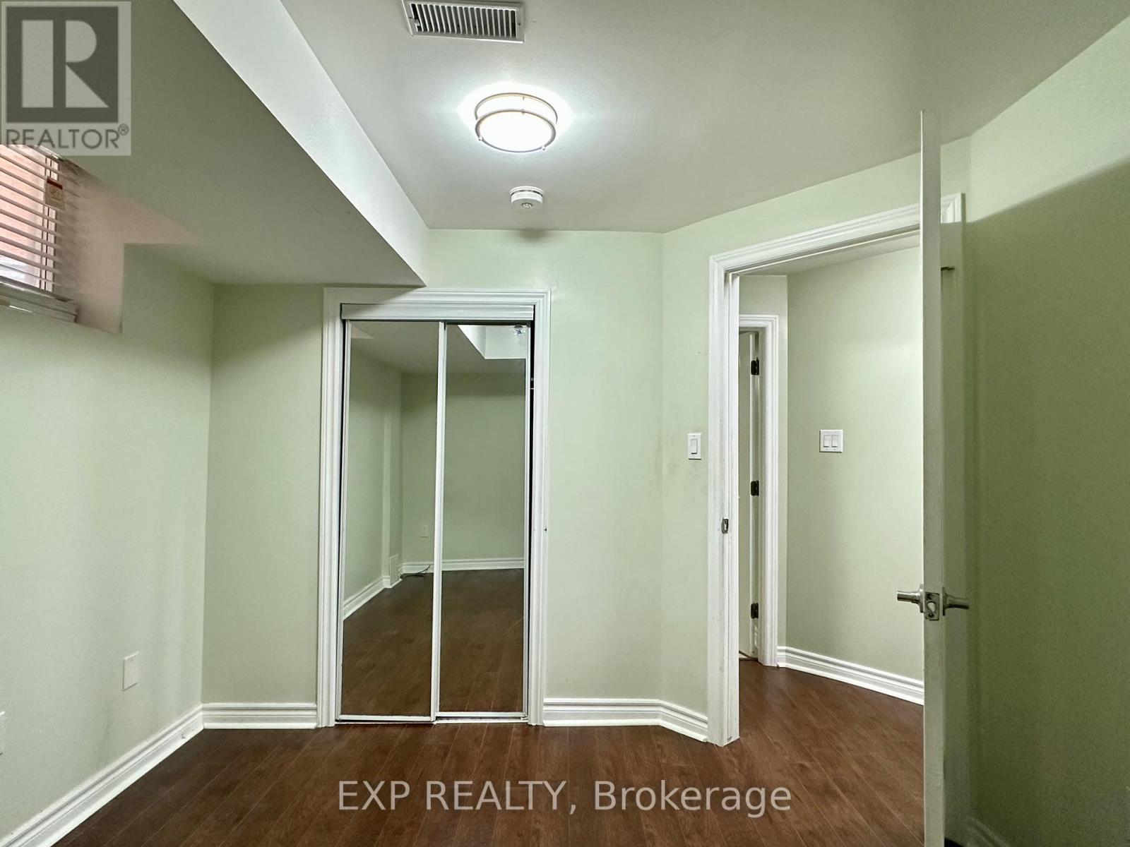 Photo 48 of 18 Raccoon Street, Brampton ON