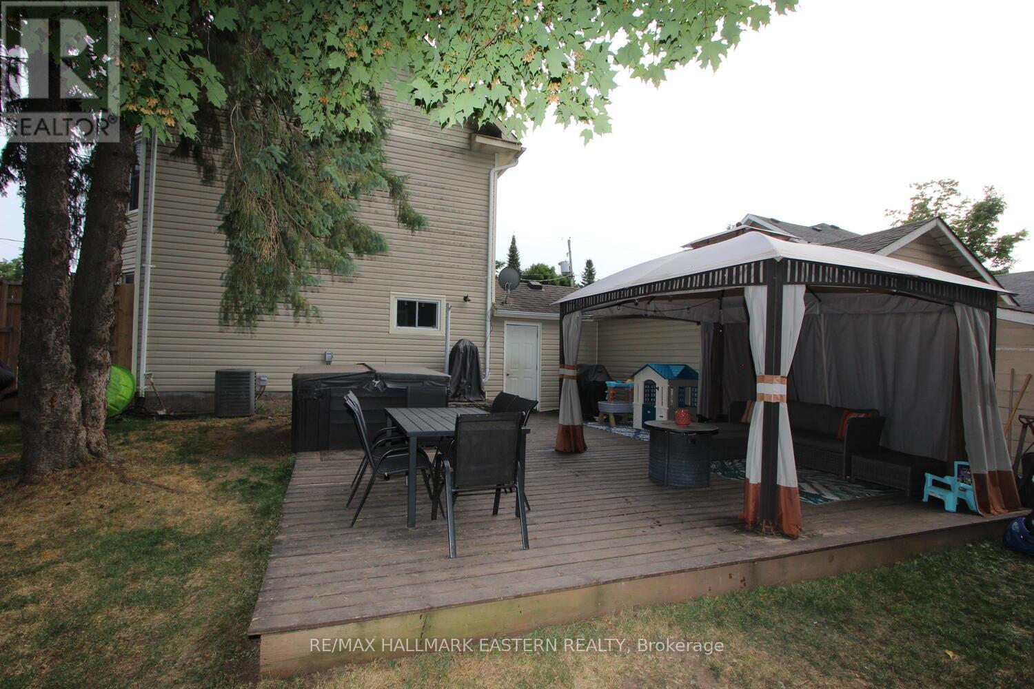 Photo 31 of 4 King Street W, Havelockbelmontmethuen ON