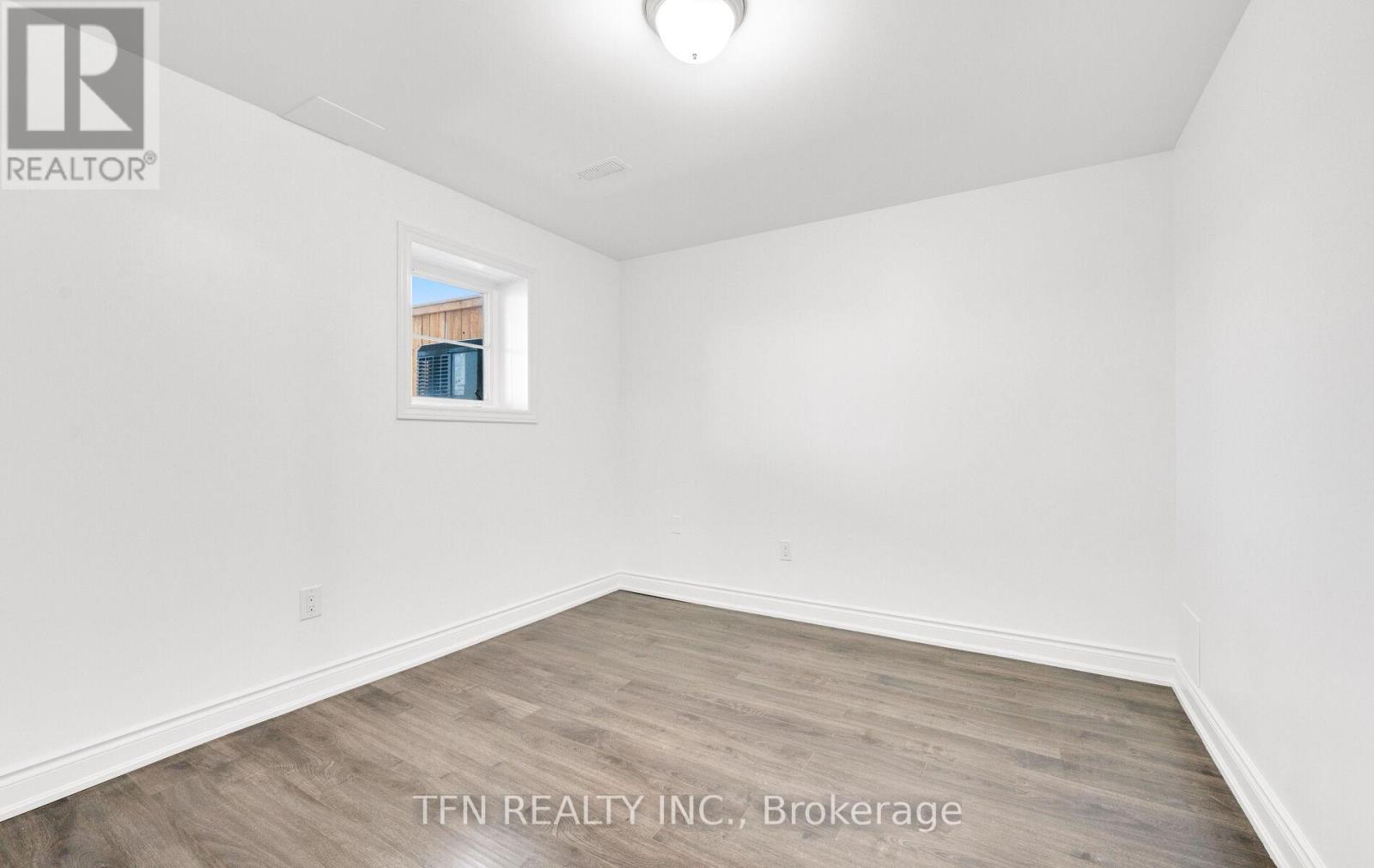 Photo 42 of 46 Lola Crescent, Brampton ON