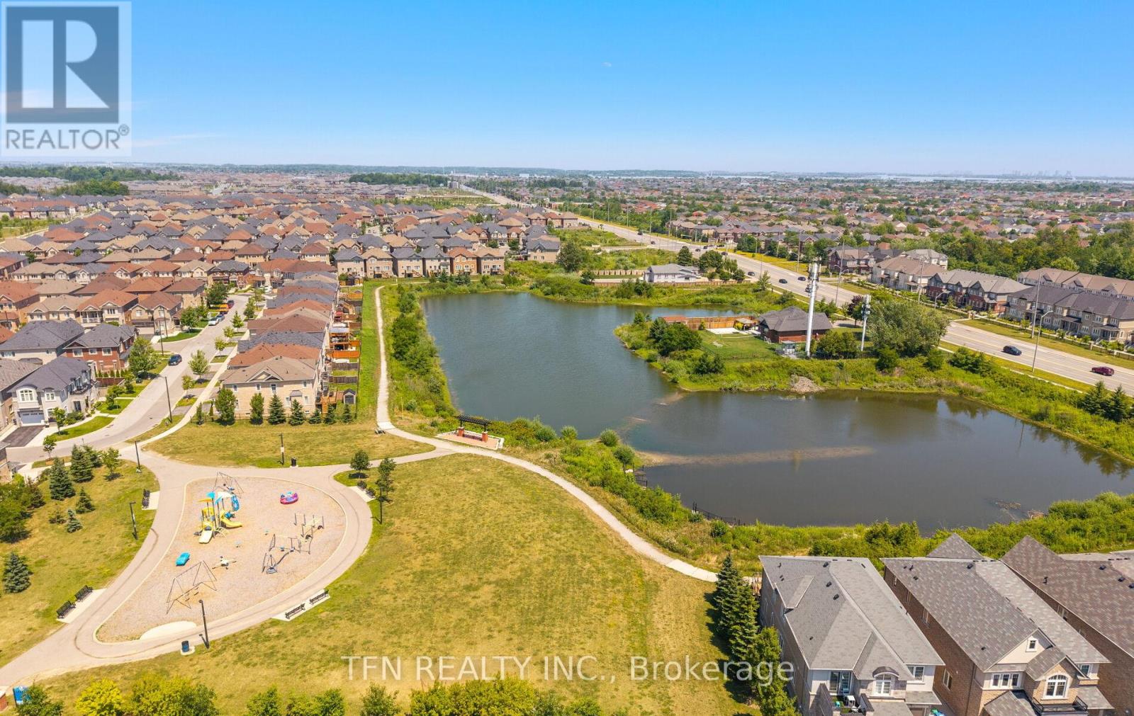 Photo 24 of 46 Lola Crescent, Brampton ON
