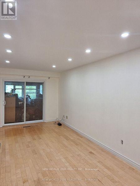 Photo 8 of 676 Galloway Crescent, Mississauga ON