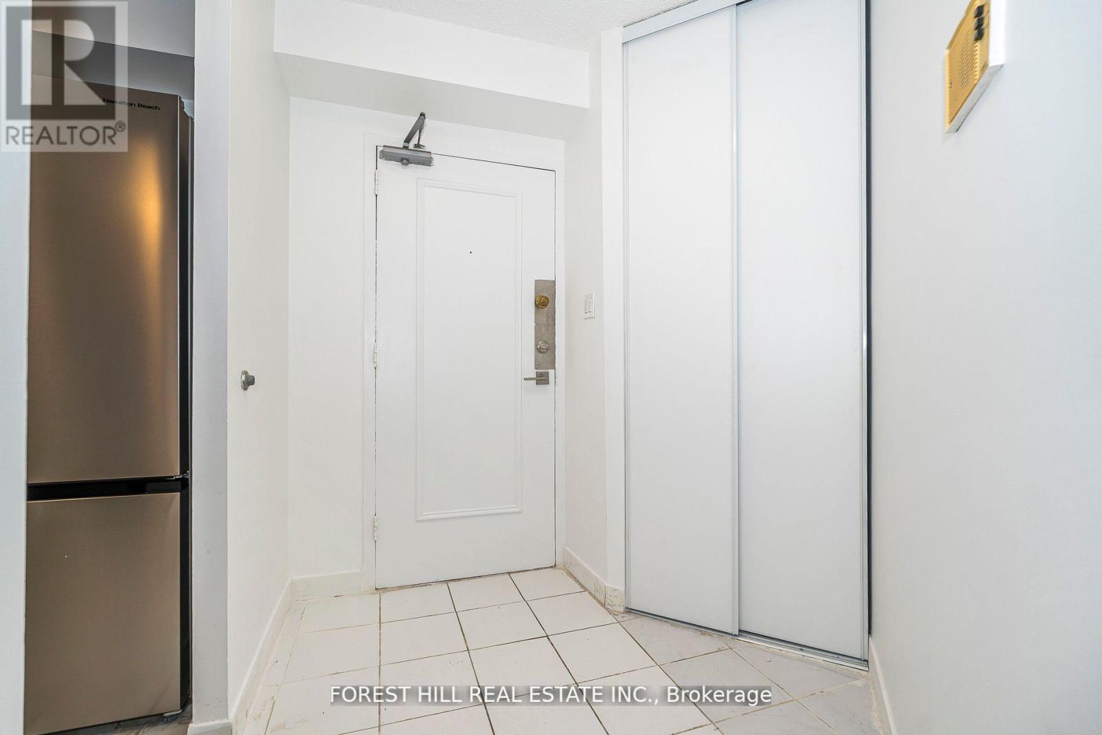 Photo 12 of 207 330 Dixon Road, Toronto ON