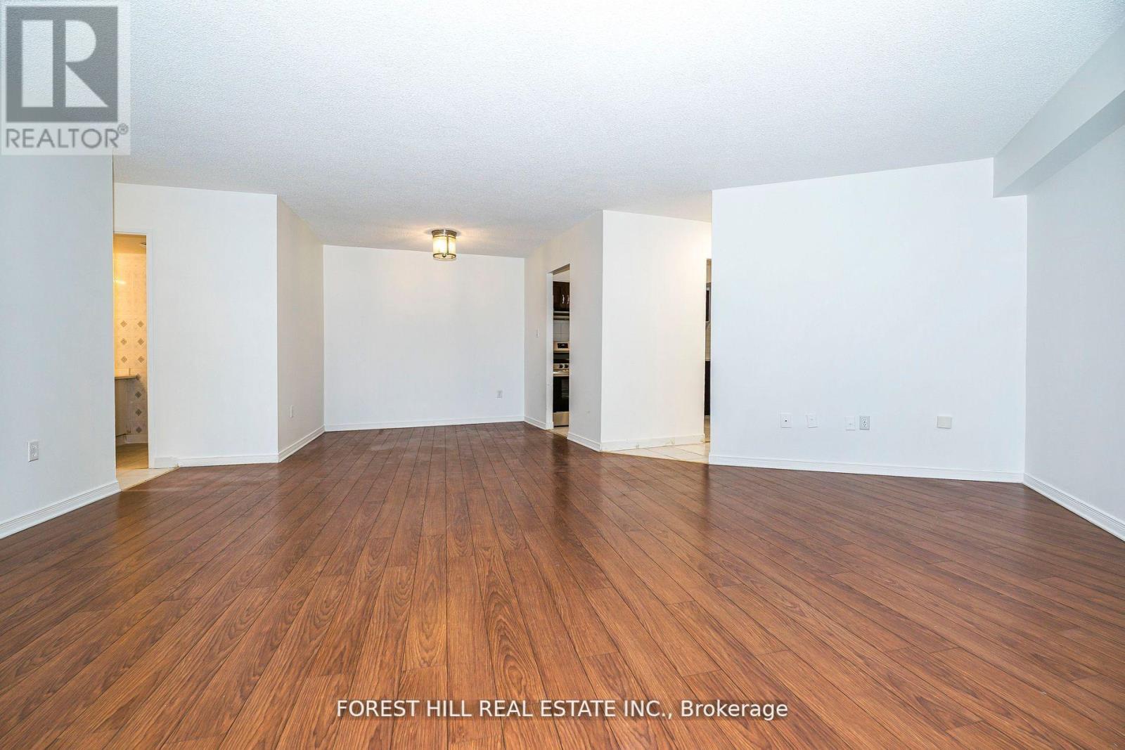Photo 3 of 207 330 Dixon Road, Toronto ON