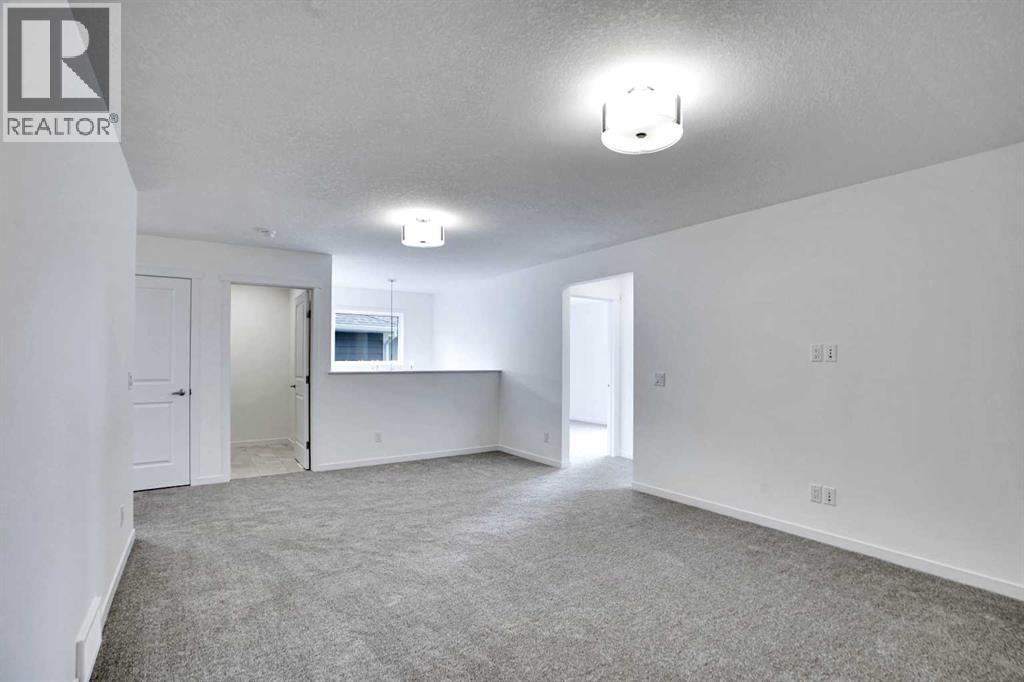 Photo 23 of 425 Magnolia Way Se, Calgary AB