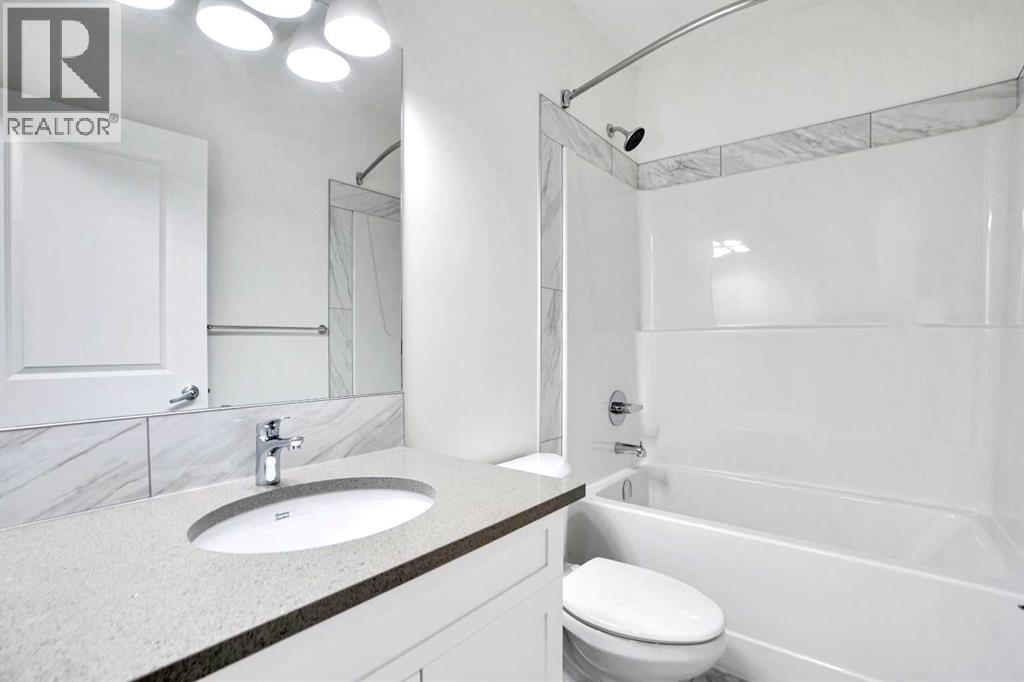Photo 33 of 425 Magnolia Way Se, Calgary AB