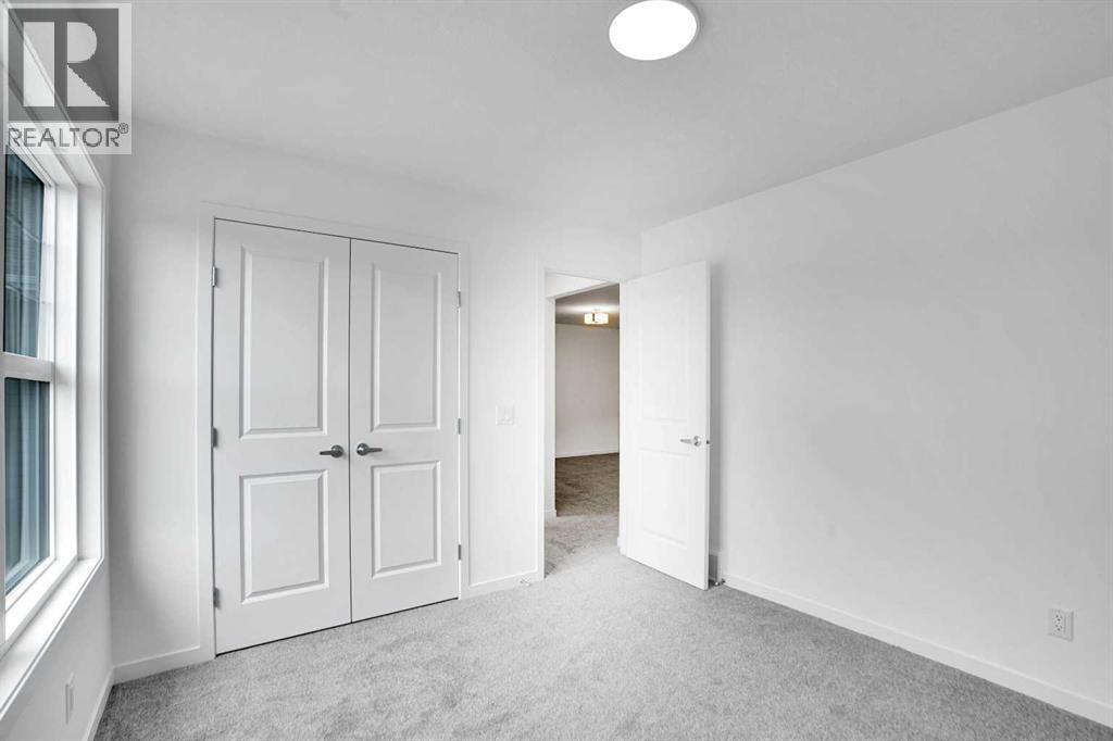 Photo 27 of 425 Magnolia Way Se, Calgary AB