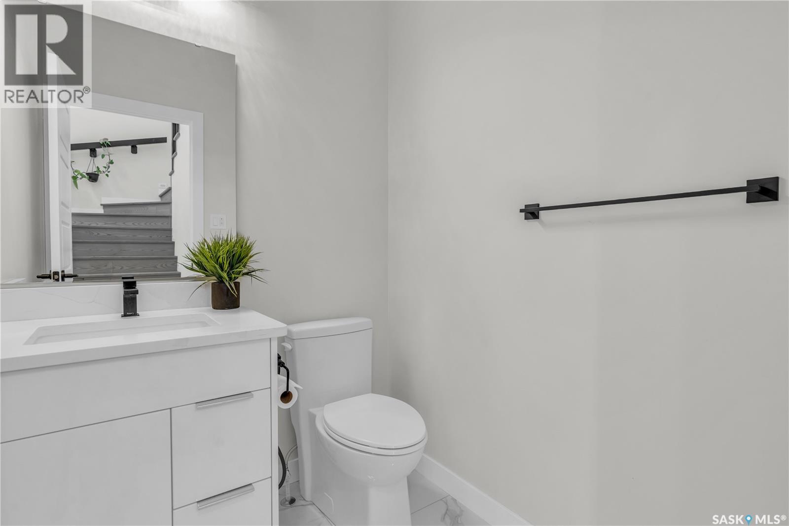 Photo 4 of 4151 Fieldstone Way, Regina SK