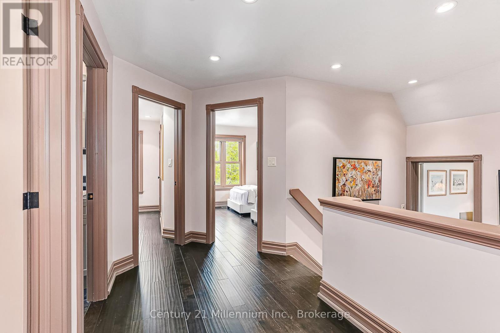 Photo 49 of 159 Snowbridge Way, Blue Mountains ON