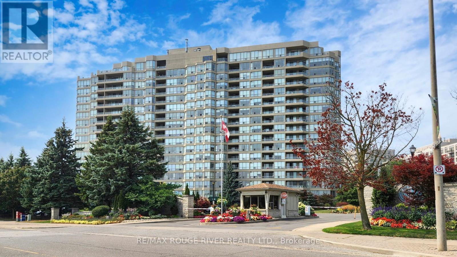 Photo 1 of 1627 1880 Valley Farm Road, Pickering ON