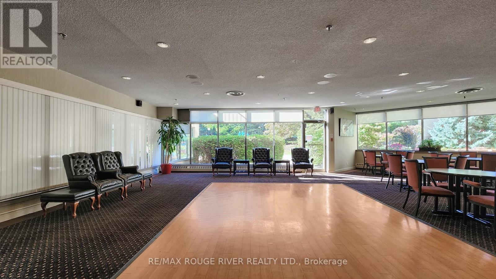 Photo 34 of 1627 1880 Valley Farm Road, Pickering ON