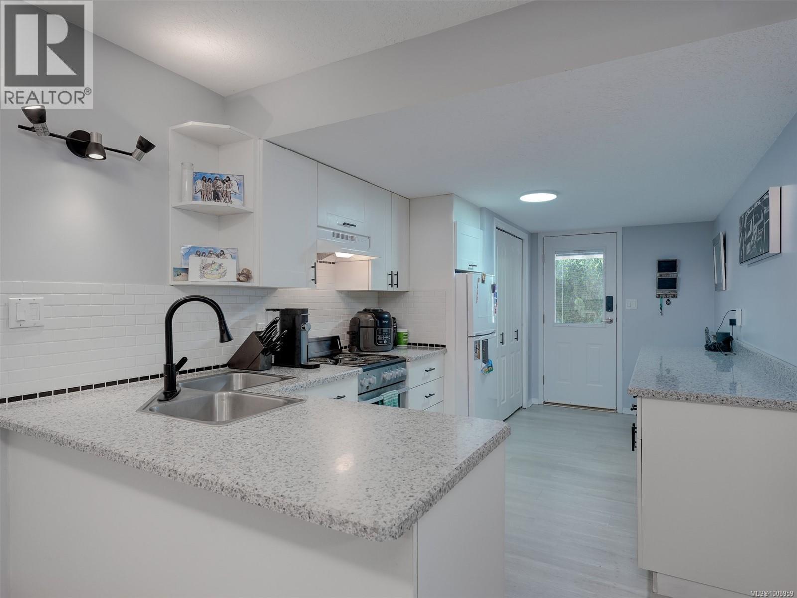 6428 Bella Vista Drive, Central Saanich