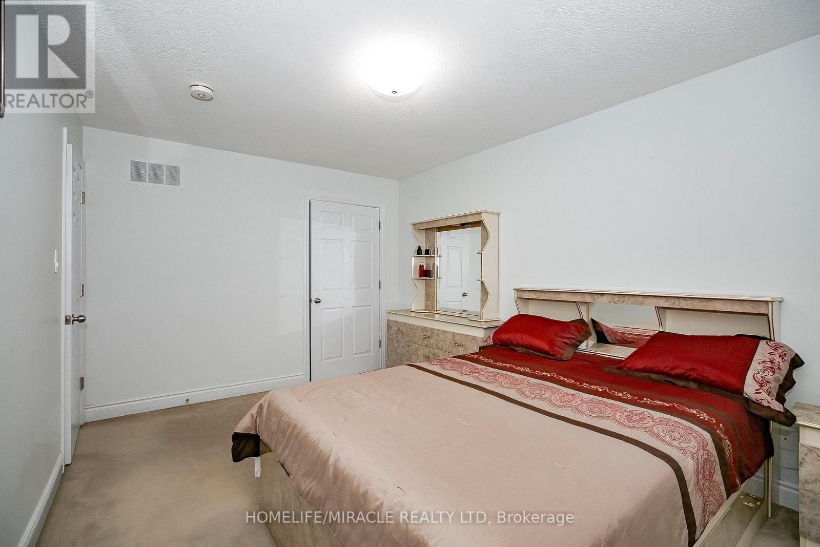 Photo 24 of 25 Oaklea Boulevard, Brampton ON
