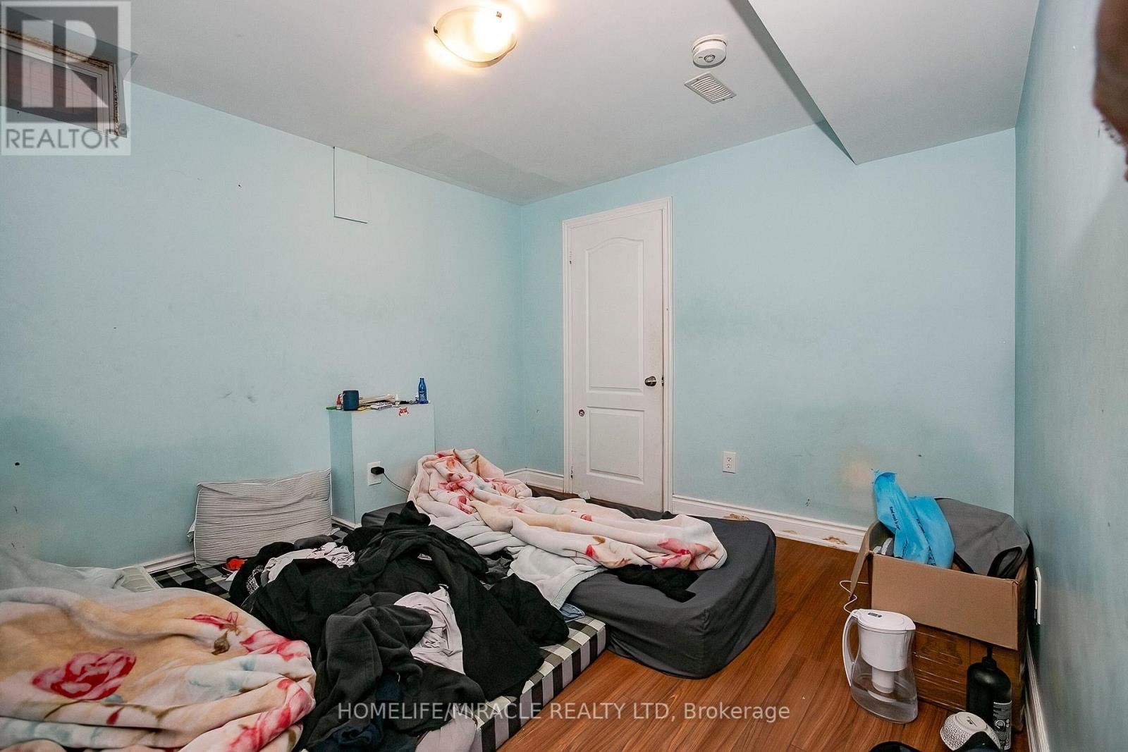 Photo 36 of 25 Oaklea Boulevard, Brampton ON
