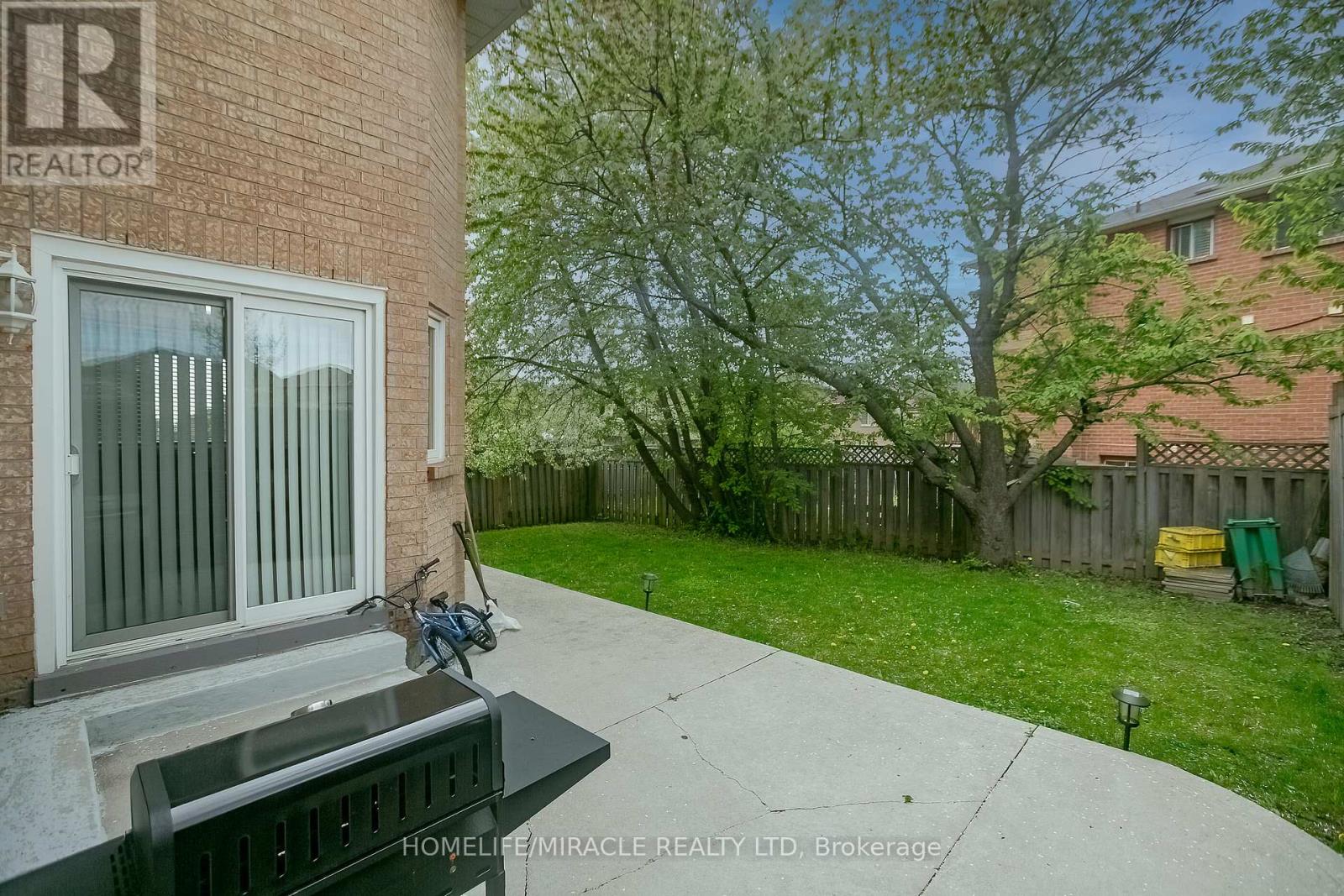 Photo 35 of 25 Oaklea Boulevard, Brampton ON