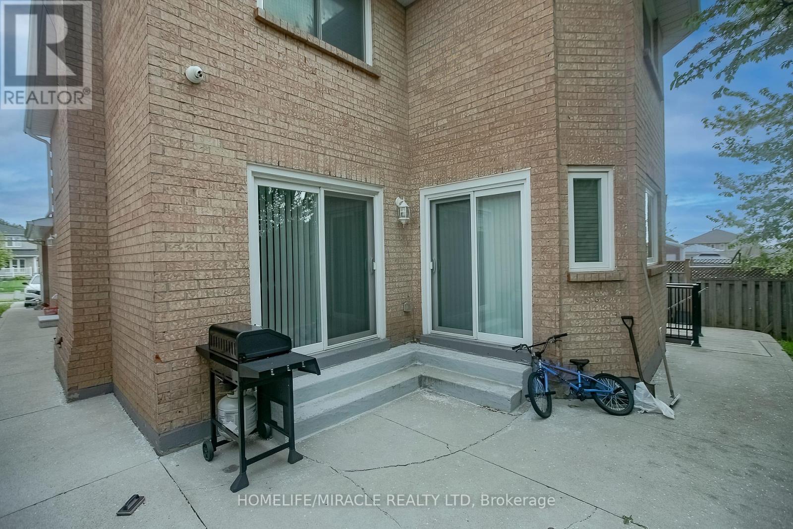 Photo 48 of 25 Oaklea Boulevard, Brampton ON