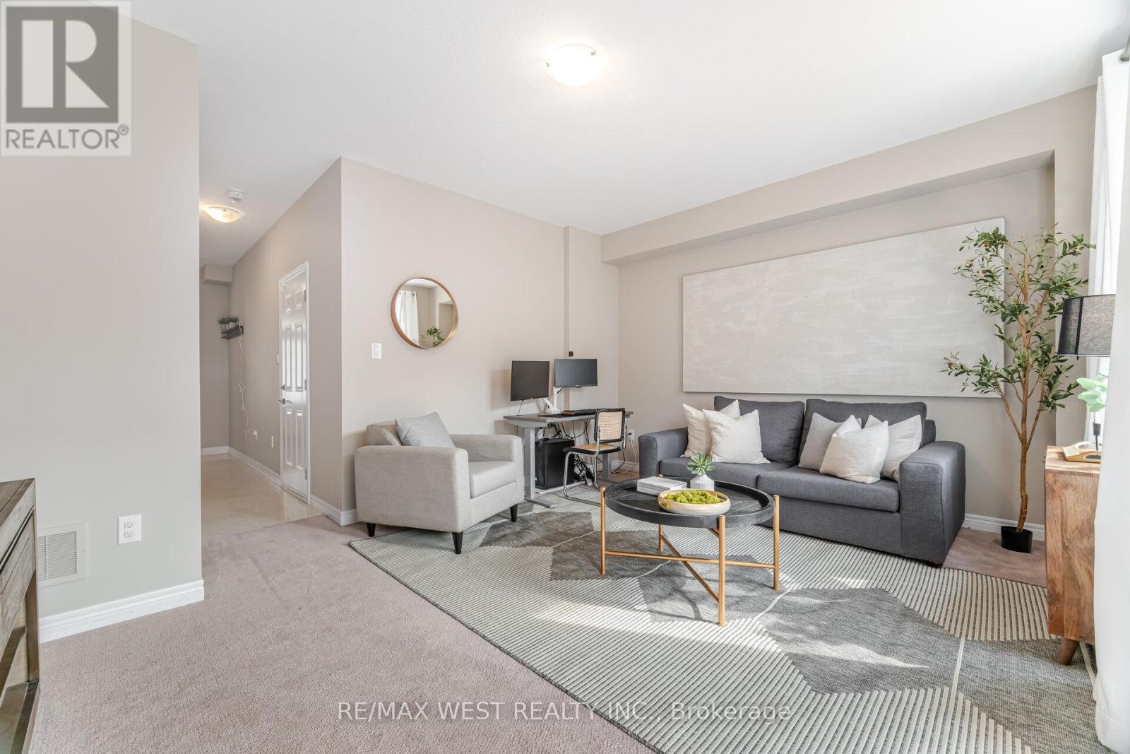 Photo 28 of 386 Belcourt Common, Oakville ON