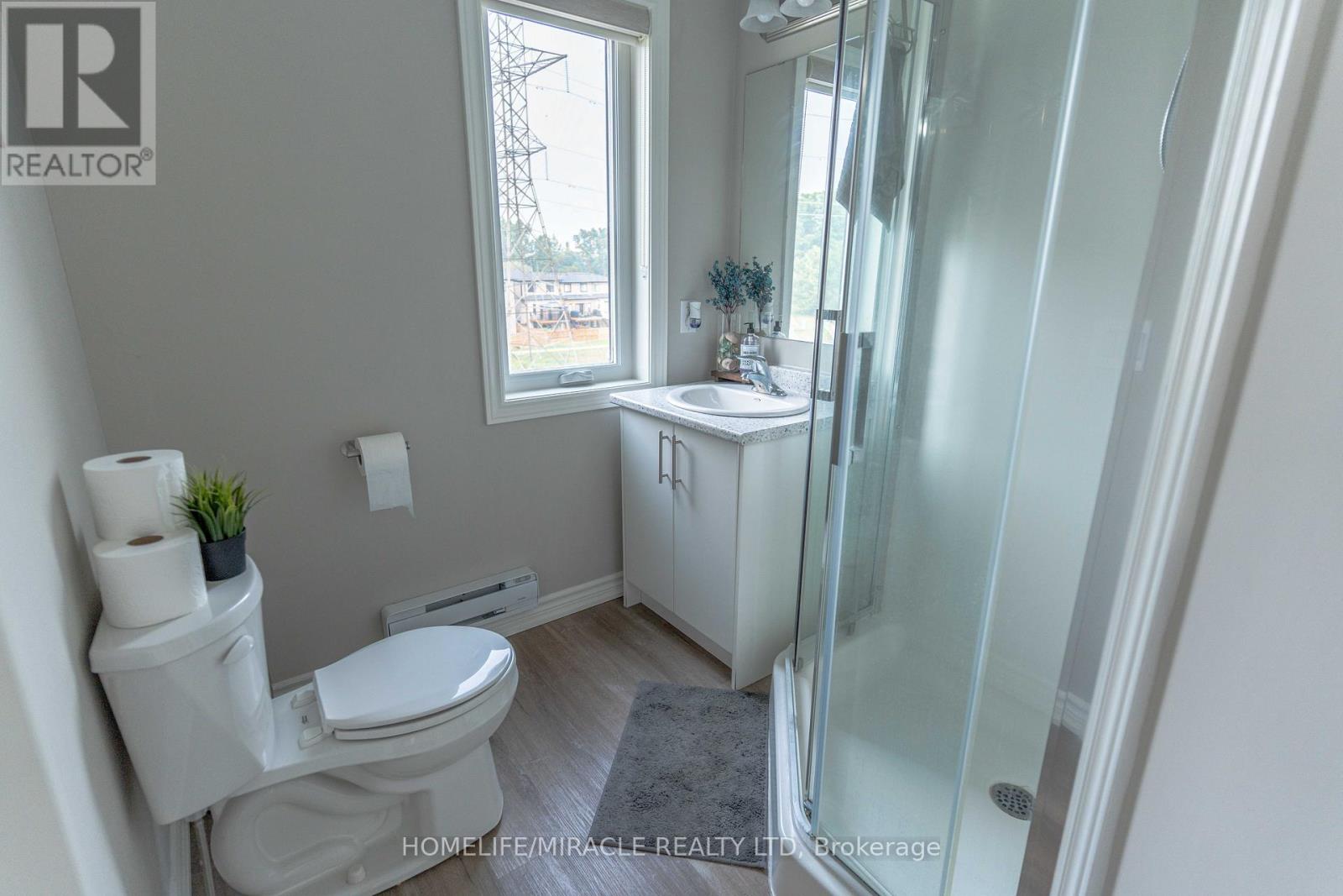 Photo 32 of Unit 45 261 Chapel Hill Drive, Kitchener ON