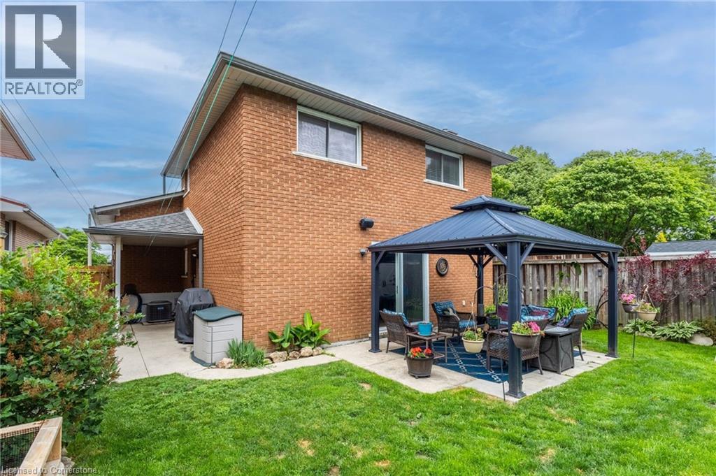 Photo 32 of 63 Lionsgate Avenue, Hamilton ON